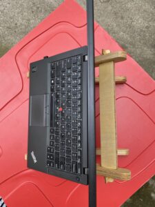 پایه لپ تاپ چوبی
